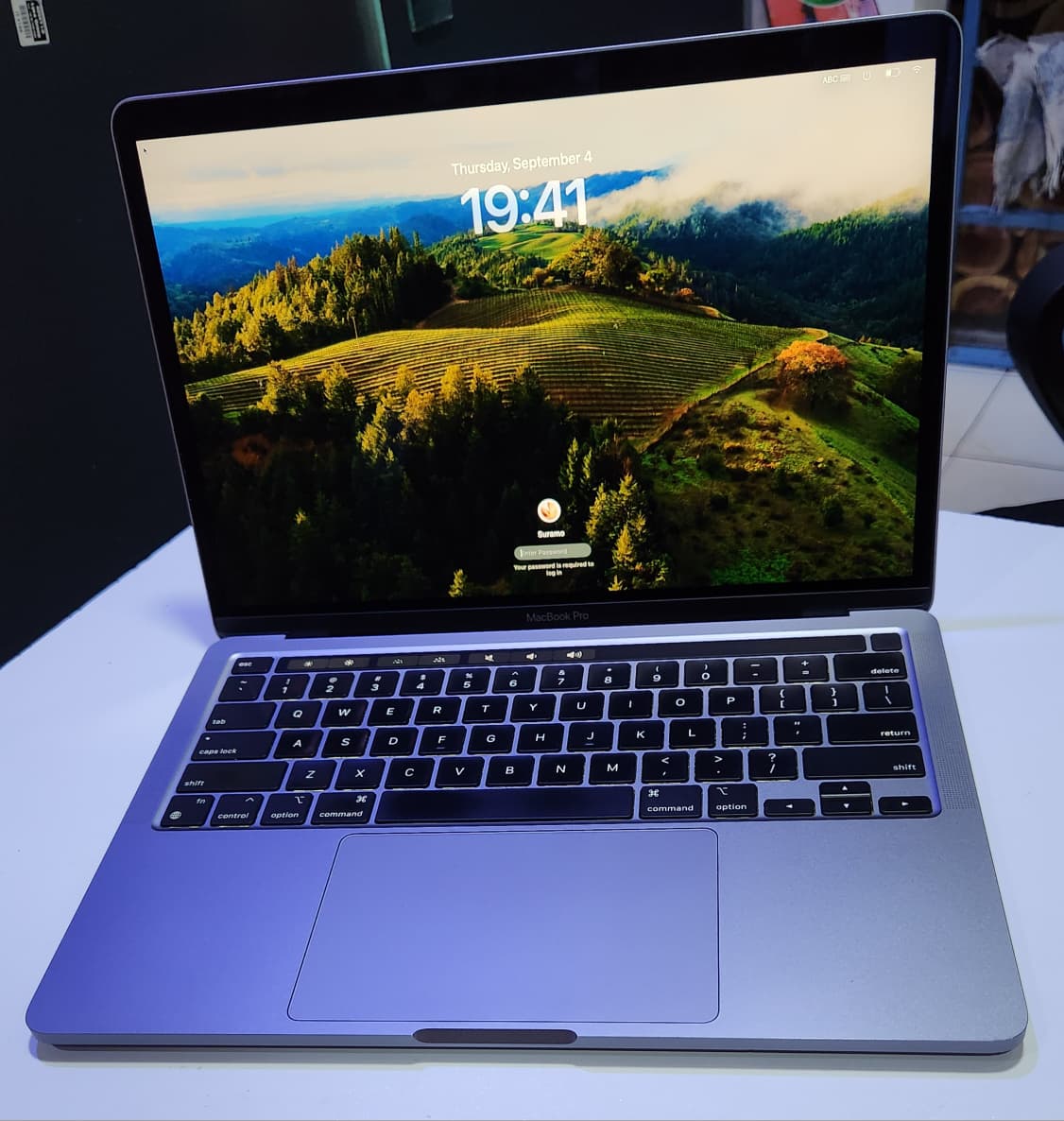 2020 Macbook Pro 13-inch