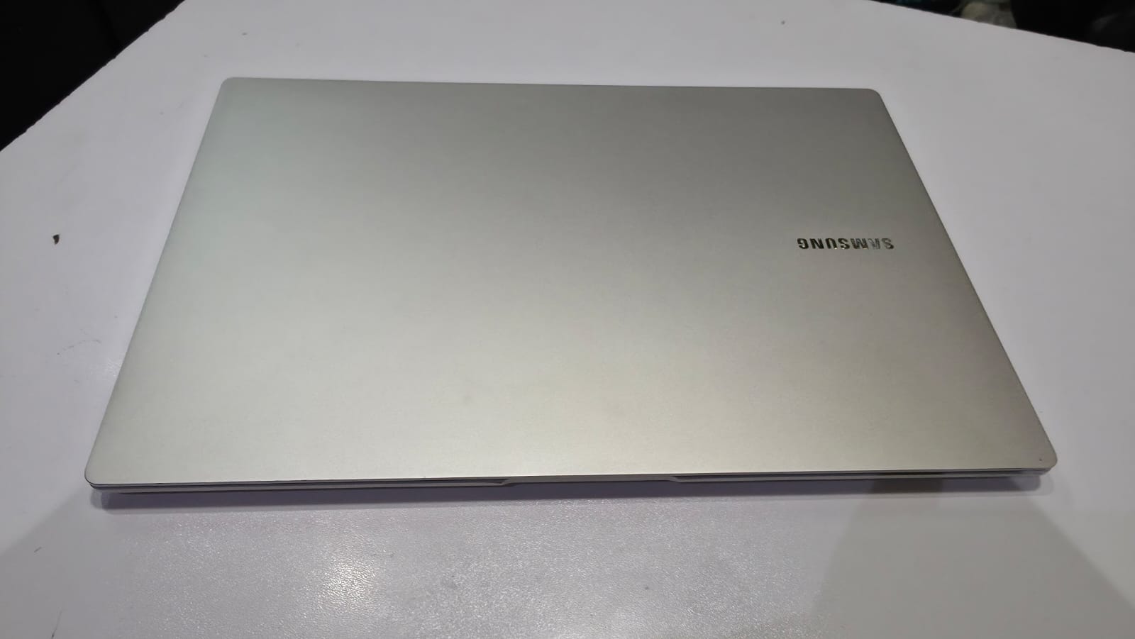 Samsung Galaxy Book Pro 13-Inch – Intel Core i7, 16GB RAM, 512GB NVMe SSD